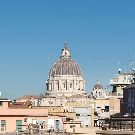 Vista Cupola San Pietro - Stazione S Pietro Apartmán *